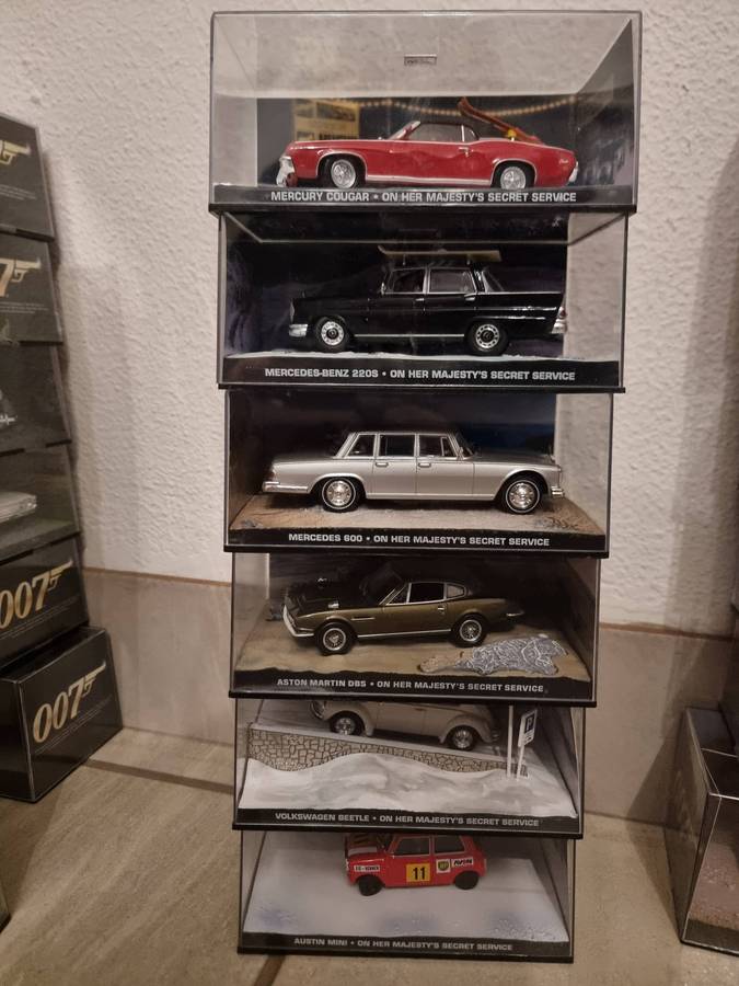 James Bond 007 Car Collection - Full Set of 134 With 134 Books