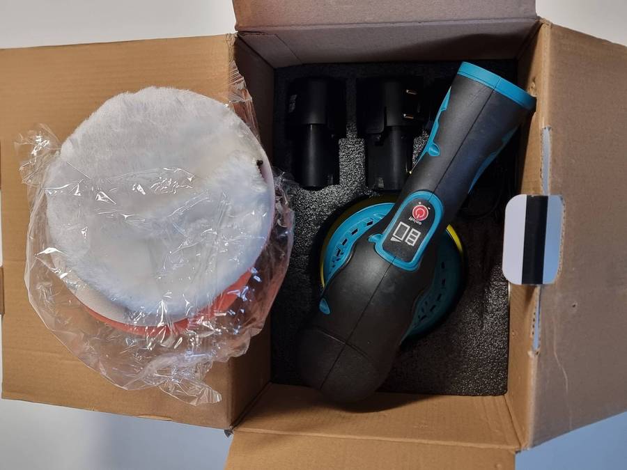 Cordless Waxing and Polishing Machine
