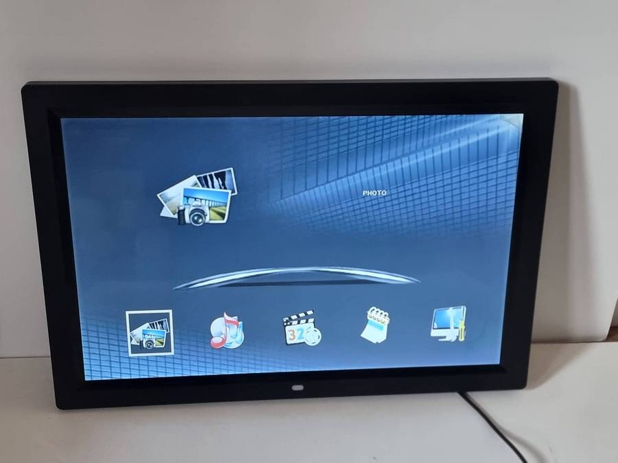 17" Digital Photo Frame