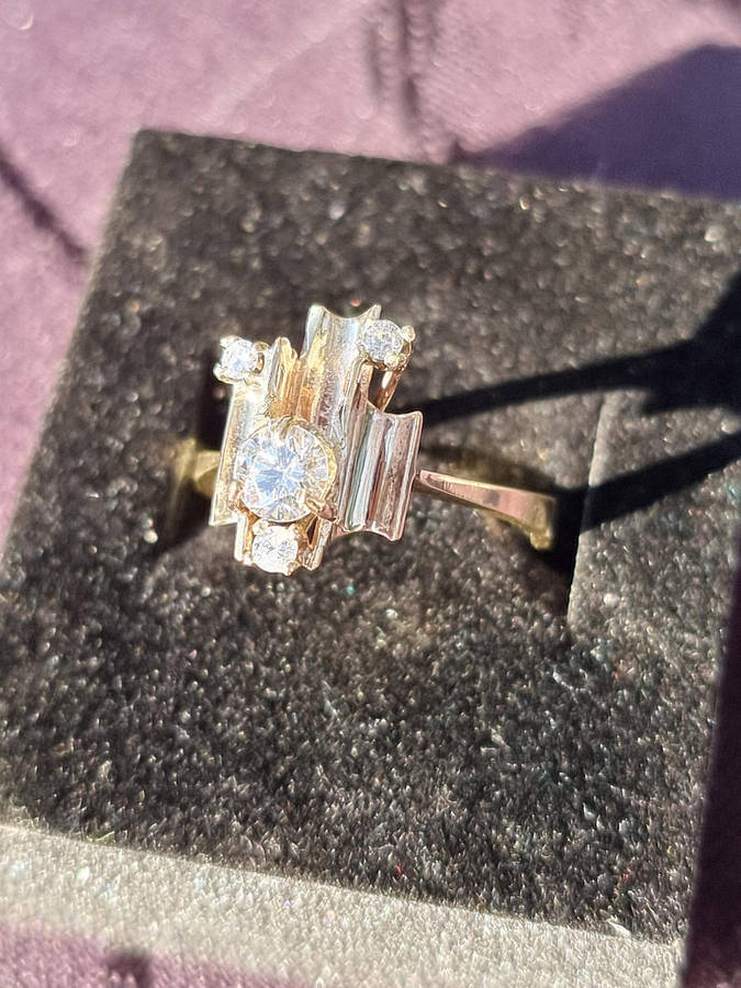 "Genuine" 0,45 Carat Natural Diamond "Engagement Designer" 9CT Yellow Gold Ring. ( Genuine Gold.)