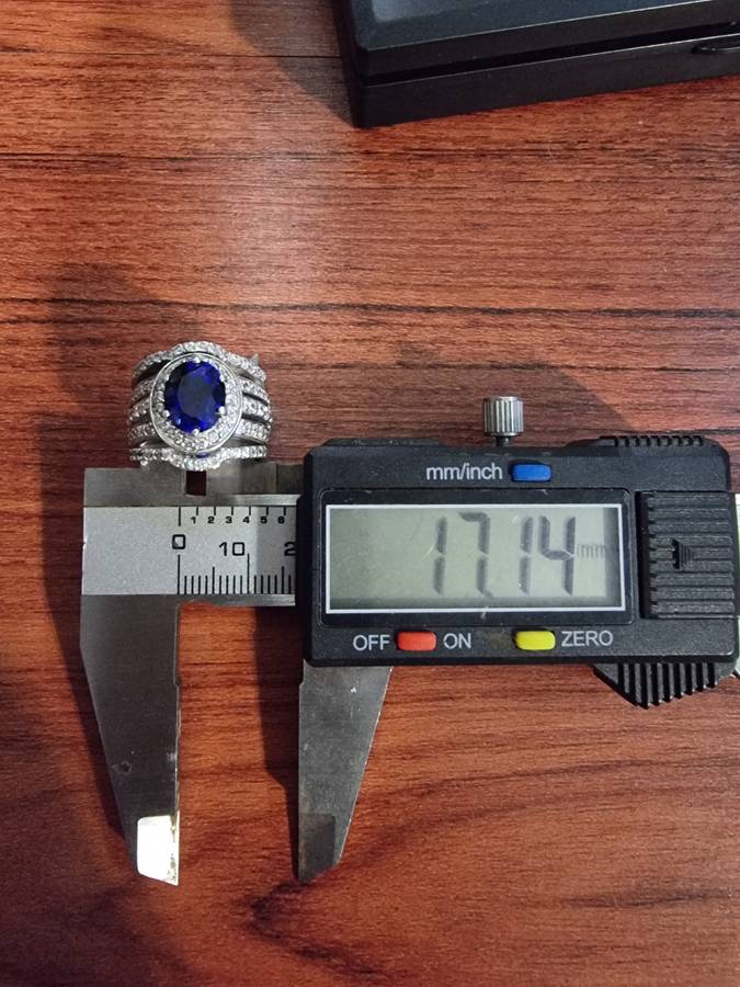 "Blue Sapphire CZ Oval Cut" 925 Sterling Silver Dress Ring. ( Genuine Silver. )