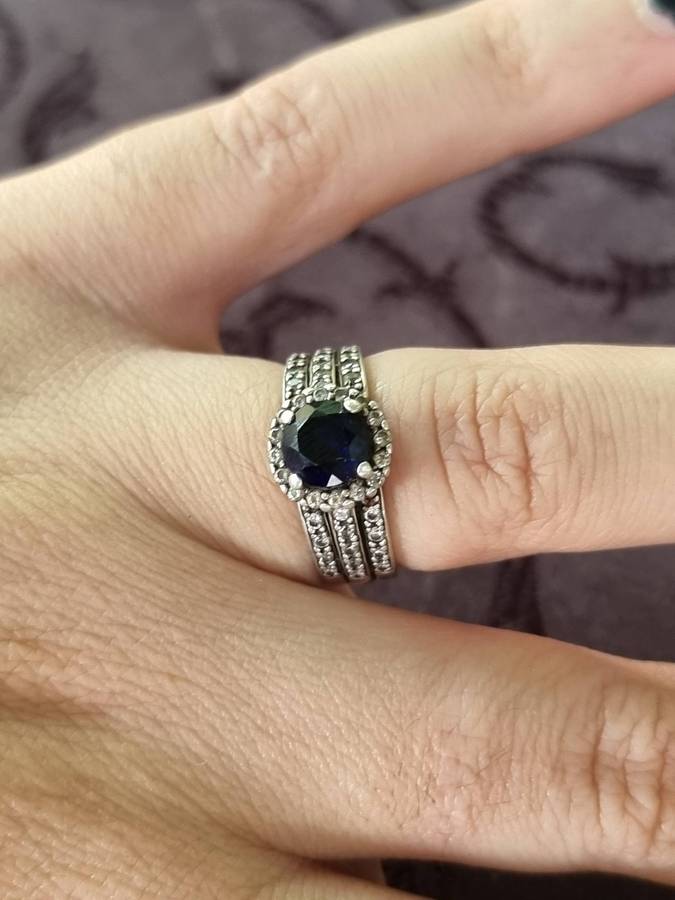 Blue and White Round " SAPPHIRE CZ 925 Sterling Silver Ring. ( Genuine Silver. )