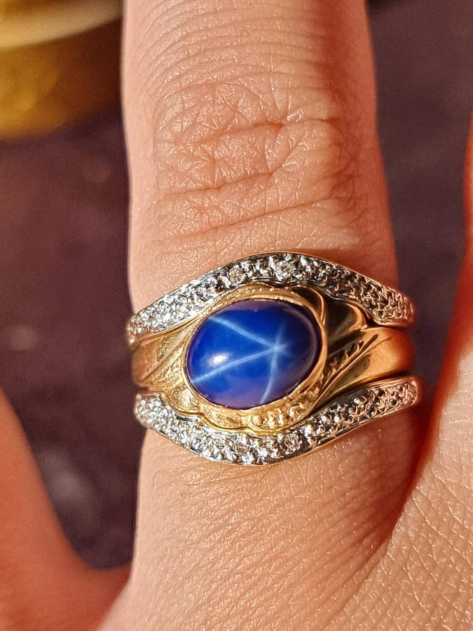 Three Piece "SIX RAY STAR BLUE SAPPHIRE" and DIAMOMD Set in 9CT Yellow Gold. Genuine Gold