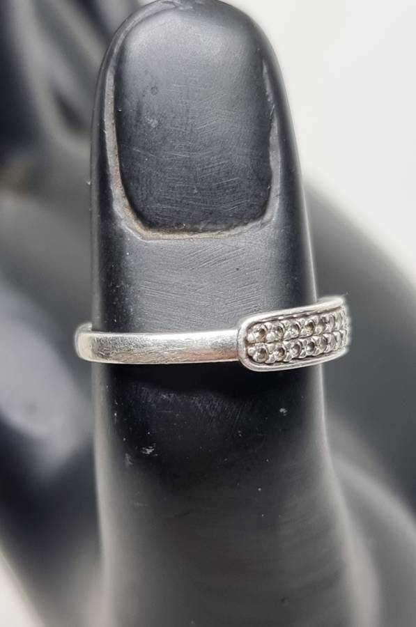 "ART DECO" CZ Stacking 925 Sterling Silver Ring.  ( Genuine Silver.)