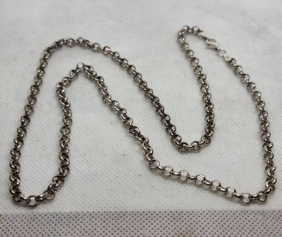 "ROLLY POLLY" 925 Sterling Silver Necklace. ( Genuine Silver)