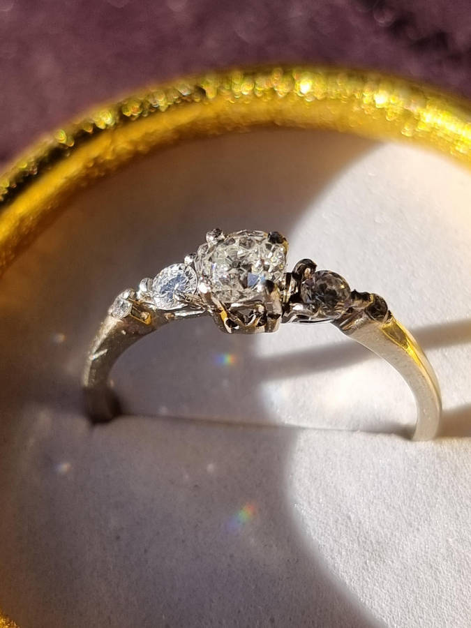 "0.70 CARAT NATURAL DIAMOND" ENGAGEMENY RING Set in 9CT White Gold. ( Genuine Gold.)