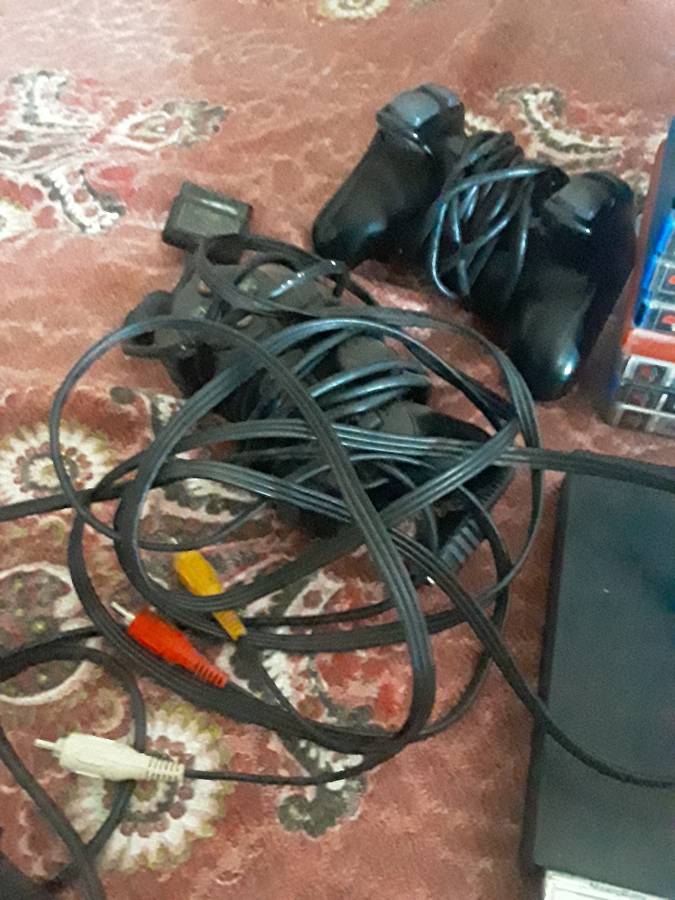 Playstation 2 bundle auction + Huge Collection of games