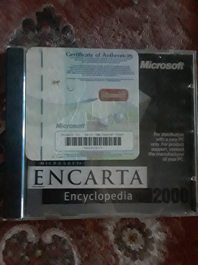 Microsoft Windows Book and Software Lot