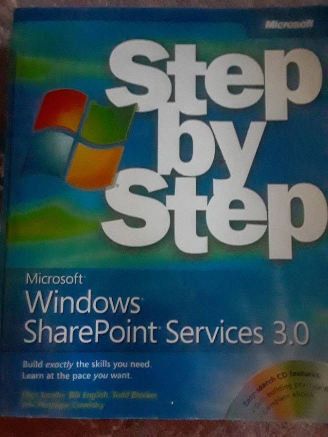 Microsoft Windows Book and Software Lot