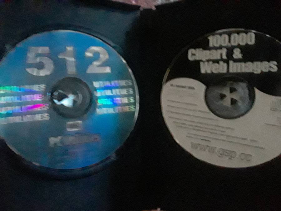 Microsoft Windows Book and Software Lot