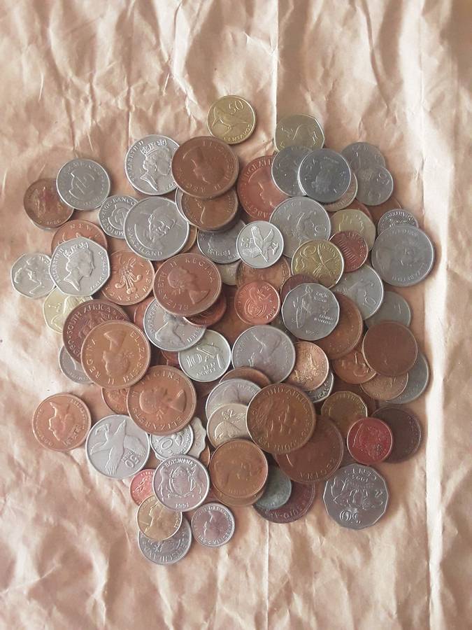 World mix coins lot 700gr