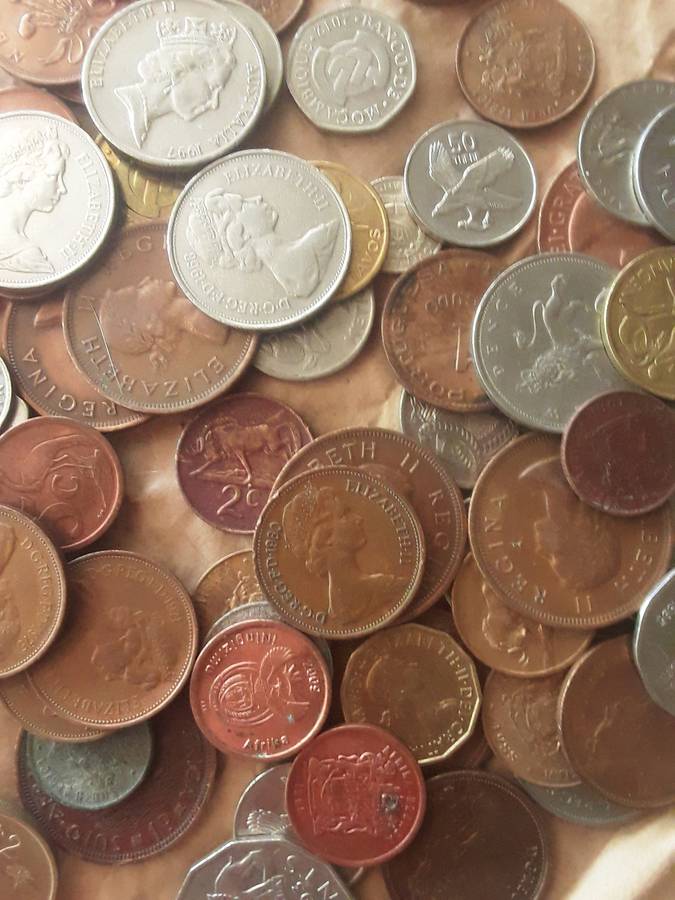 World mix coins lot 700gr