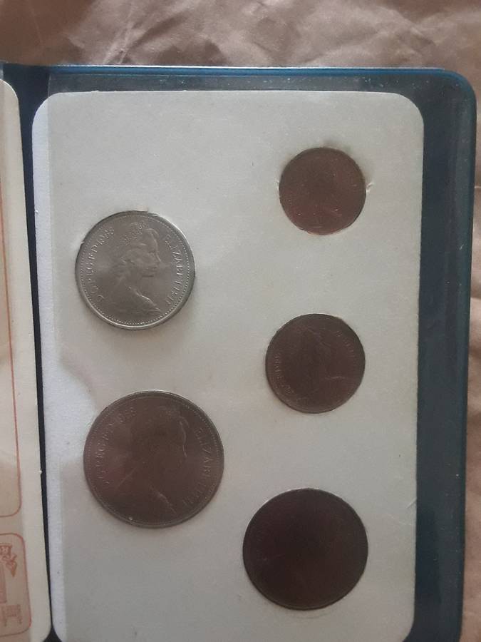 Britain's first decimal coins 1988