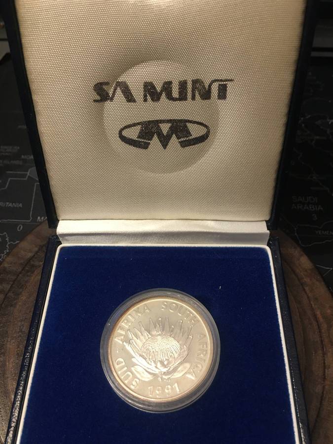 1991 Proof Nursing *** Silver R1 in box *** Mintage 8 675 *** Great price *** 5 available