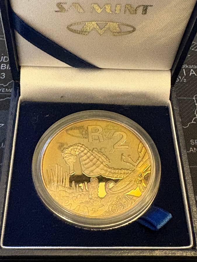 1997 Silver R2 *** SEAHORSE *** bargain price *** golden toning