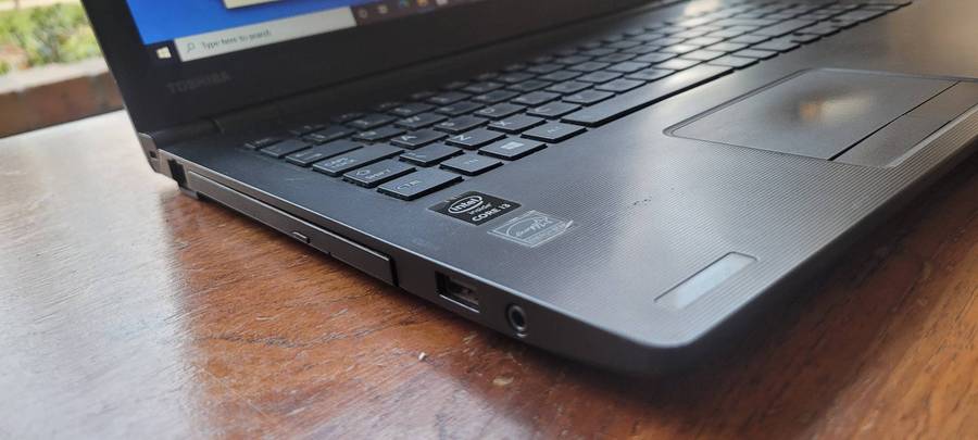 Toshiba Tecra C50 i3-4th Gen