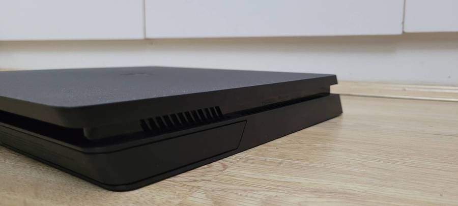 PS4 Slim Console 500Gb Control Immaculate