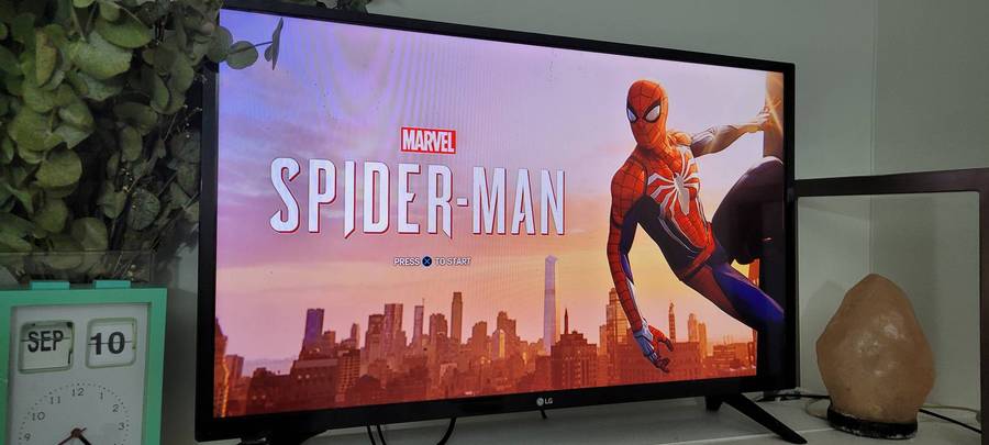 PS4 Slim Console 500Gb Control Immaculate