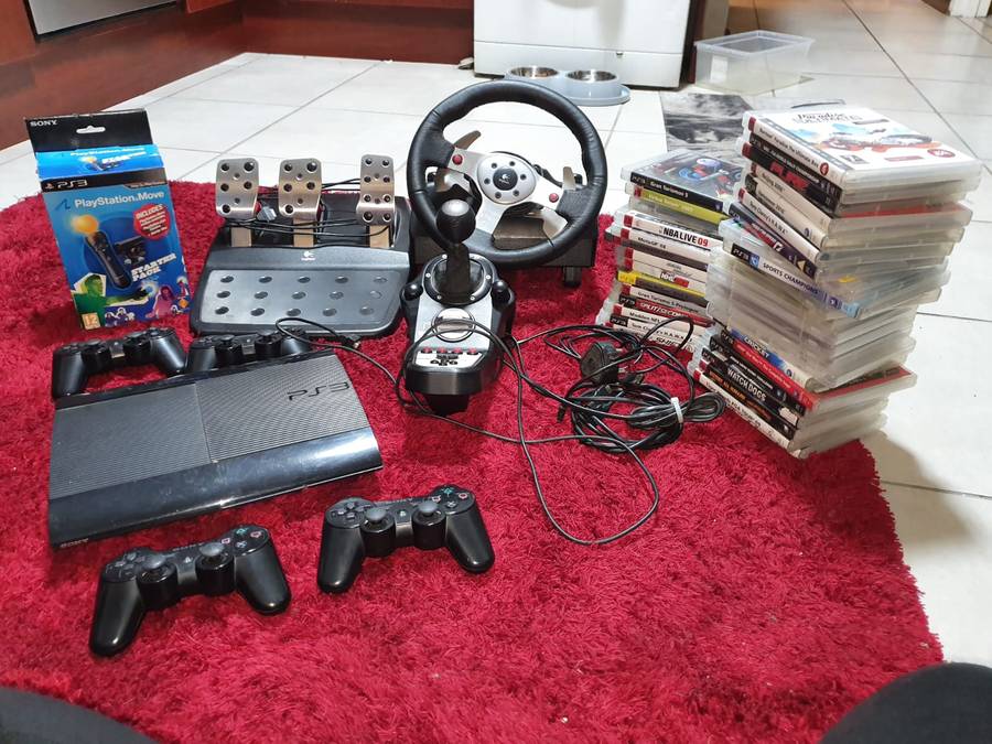 Ps3 SuperSlim 500GB+35 Games+4 Controllers