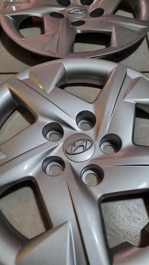 4x Hyundai Venue 15" Hubcaps