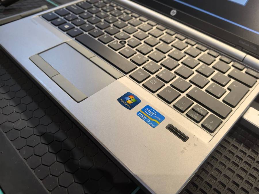 HP ELITEBOOK 2170P, i7-3667U, 8GB RAM, 500GB HDD, backlit keyboard