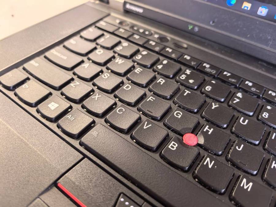LENOVO THINKPAD T530, i7-3520M, 12GB RAM, 256GB SSD, NVIDIA GRAPHICS