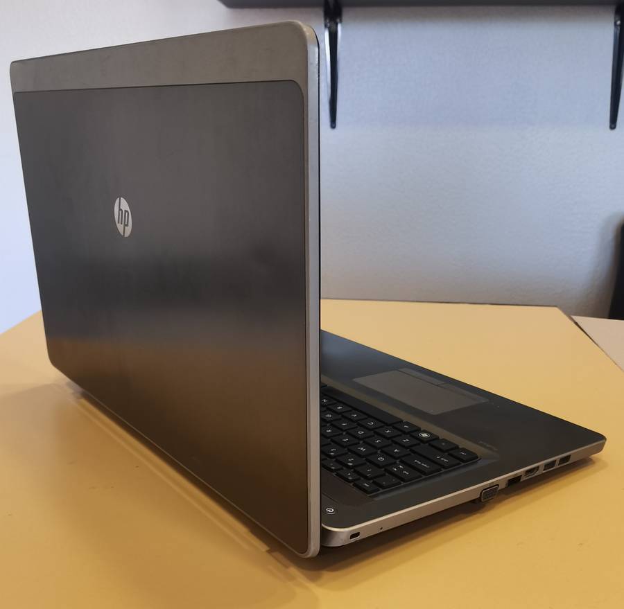 HP ProBook 4730S - Intel Core i3-2330M-RADEON GRAPHICS-HD+- 8GB RAM - 256GB SSD - Brand New Battery