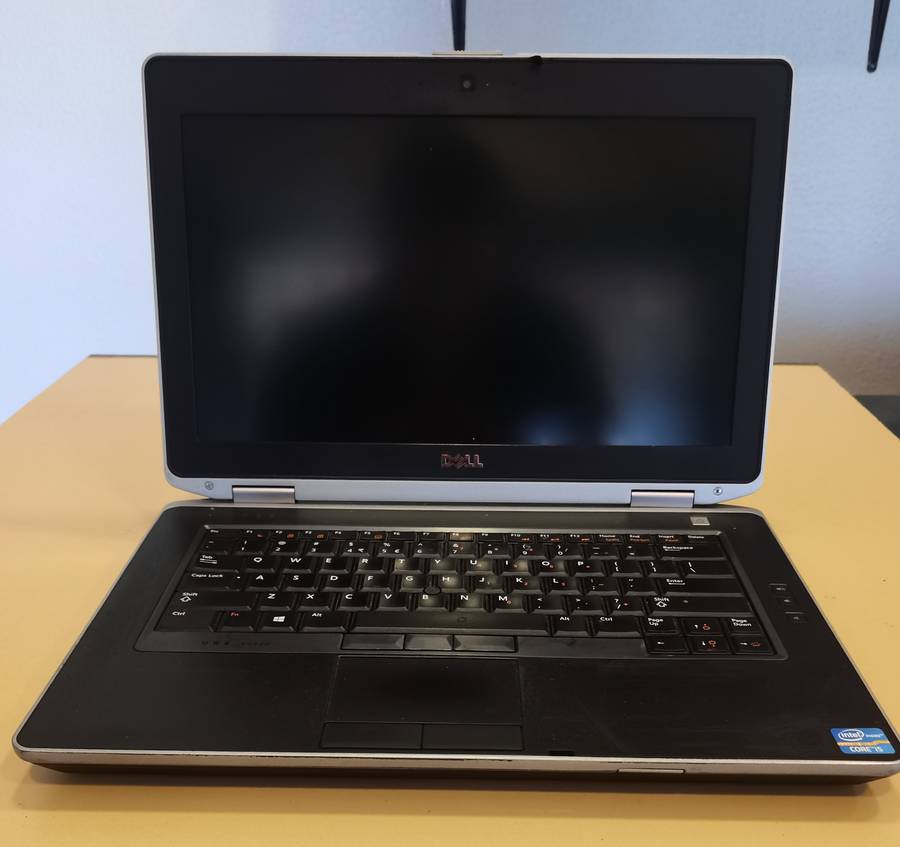 Dell Latitude E6430 - Intel Core i5-3210M @ 2.50GHz - 4GB RAM - 500GB HDD