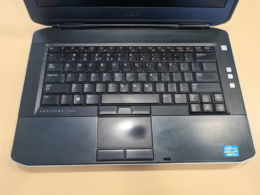 Dell Latitude E5430 - Intel Core i5-3220M @ 2.60GHz - 4GB RAM - 500GB HDD - Brand New Battery