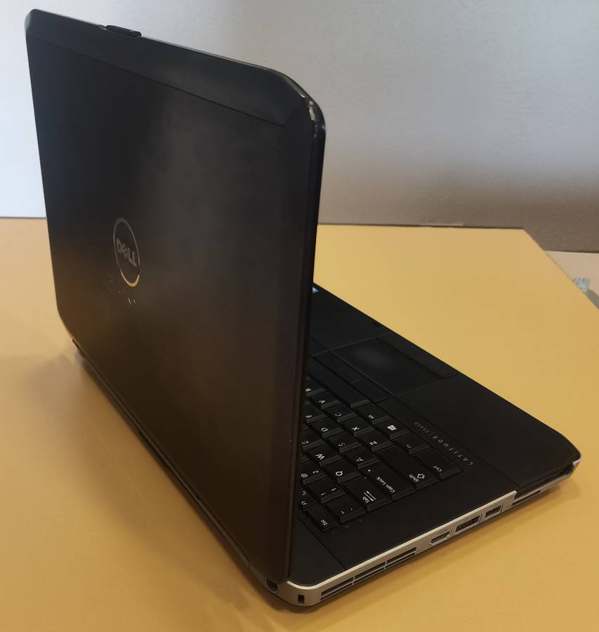Dell Latitude E5430 - Intel Core i5-3220M @ 2.60GHz - 4GB RAM - 500GB HDD - Brand New Battery
