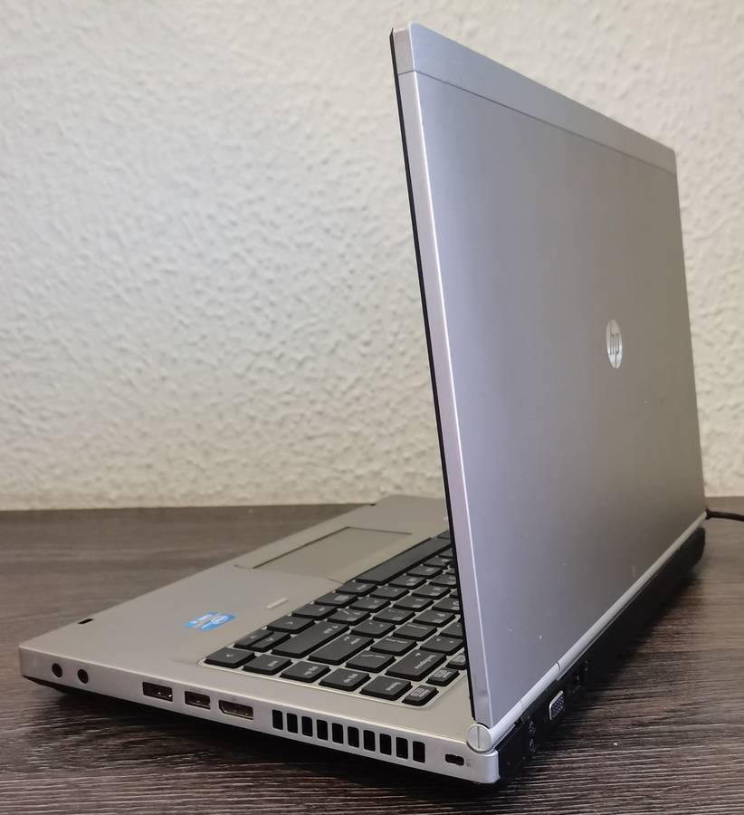 HP EliteBook 8470P - Intel Core i5-3320M @ 2.60GHz - 4GB RAM - 500GB HDD