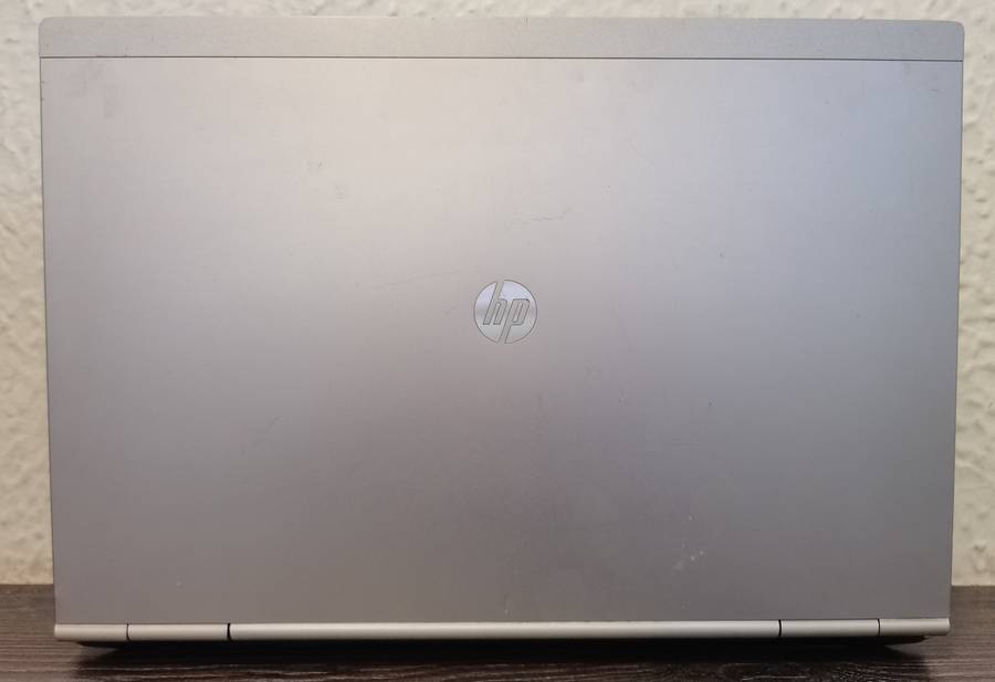 HP EliteBook 8470P - Intel Core i5-3320M @ 2.60GHz - 4GB RAM - 500GB HDD