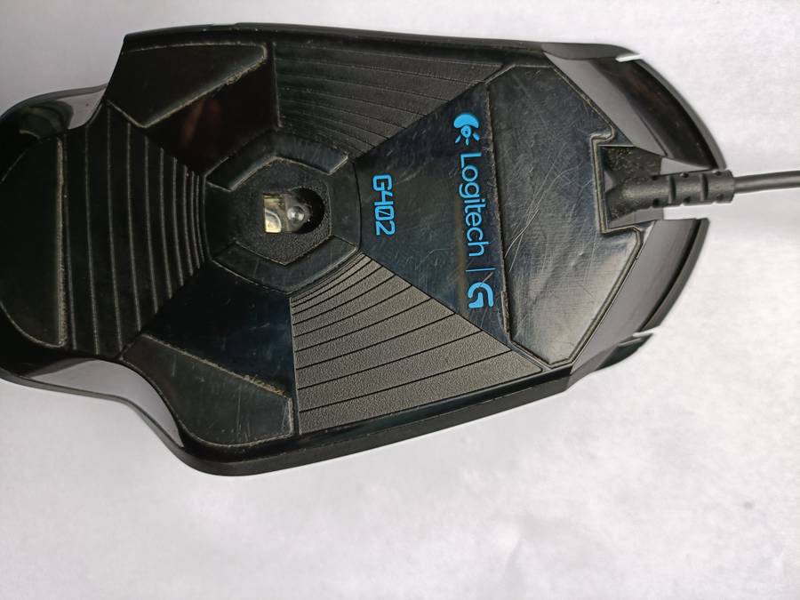 Logitech G402 Hyperion Fury Ultra-Fast Gaming Mouse