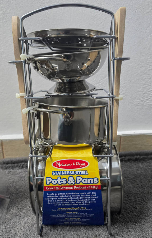 Melissa & Doug play kitchen pots
