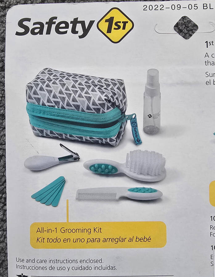 Safety 1st Baby and Toddler Essential 10 piece Grooming Kit