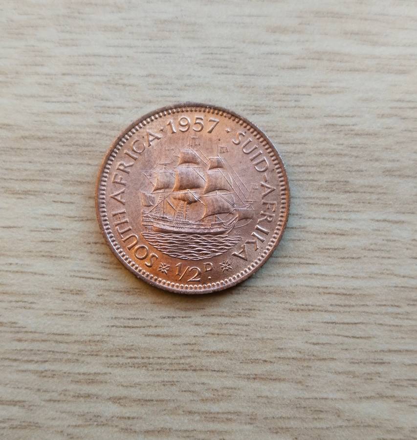 South Africa 1957 Half Penny. Great condition.
