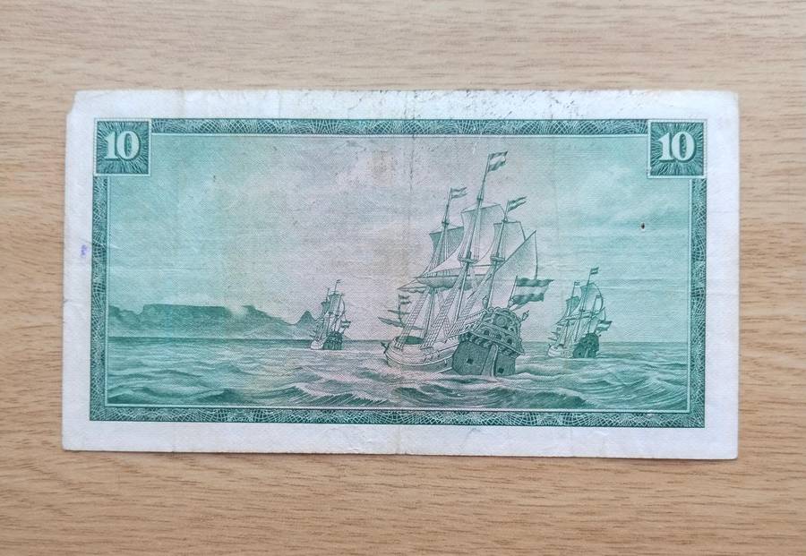 Replacement W3 South Africa de Jongh Old R10 Bank Note. (929)