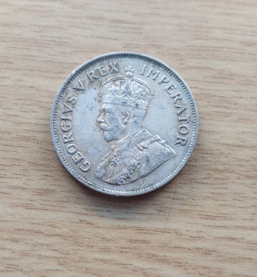 South Africa 1932 Silver Half Crown. Good condition.