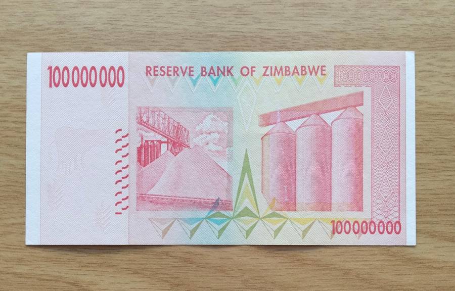 Zimbabwe One Hundred Million Dollars Bank Note. Good condition. ( AA114)
