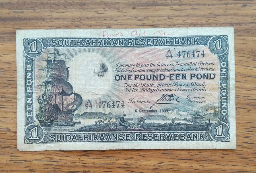 South Africa J Postmus 6 September 1939 One Pound Bank Note. (474)