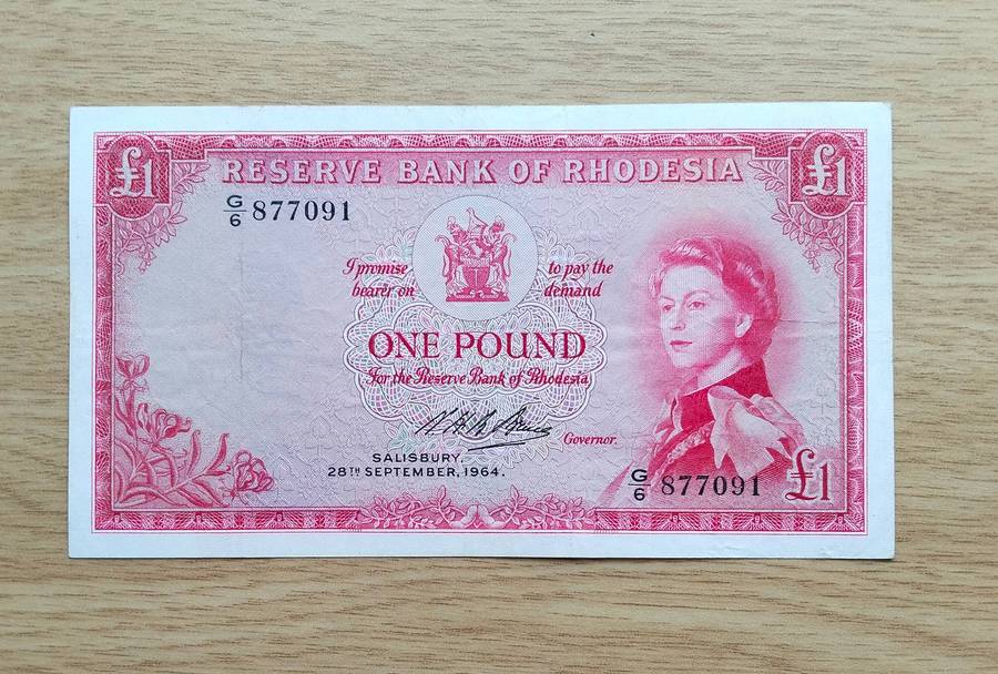 Rhodesia 28 September 1964 One Pound Bank Note. Good Condition.