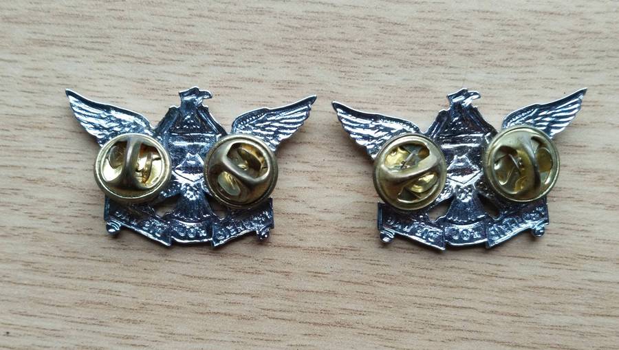 SADF 332 Regiment de Wet Collar Badges.