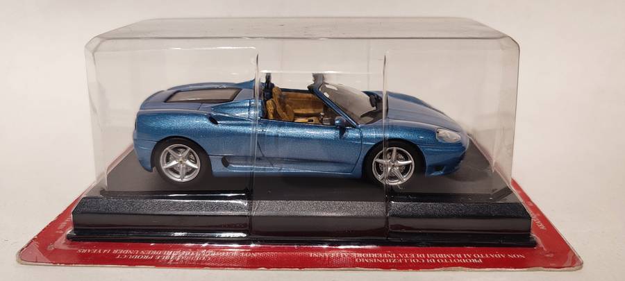 **NEW/Sealed** 1/43 Altaya/Hachette Ferrari 360 Spider Blue