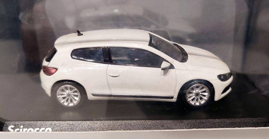 **MINT** 1/43 Dealer Edition Volkswagen Scirocco 2.0 tsi 2009 White (Norev)