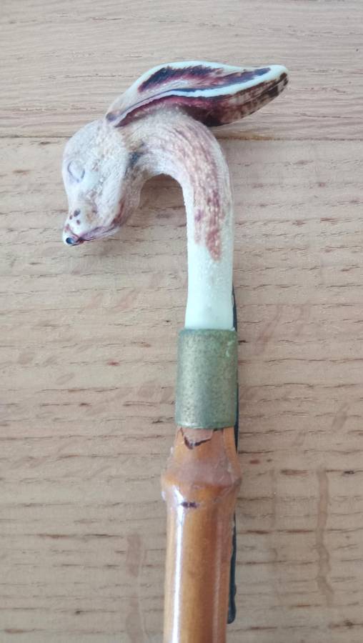 LOVELY VINTAGE BAMBOO CANE SHOE HORNS AND BACK SCRATCHERS