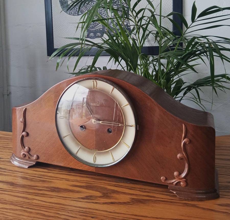 GORGEOUS PERFUT MANTEL CLOCK *MADE IN GERMANY*