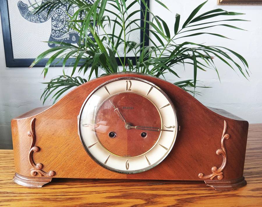 GORGEOUS PERFUT MANTEL CLOCK *MADE IN GERMANY*