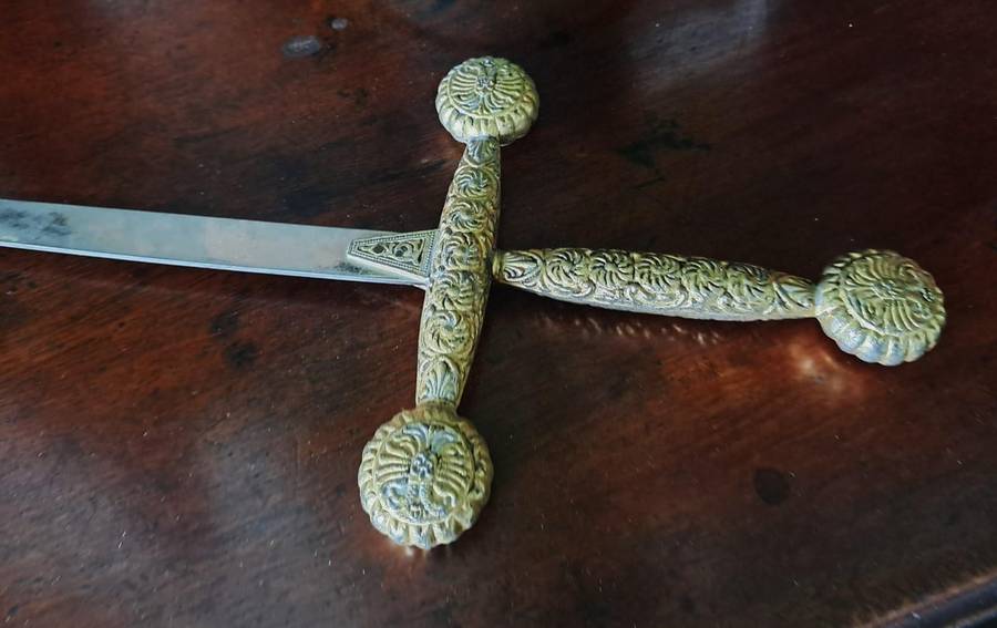 ORNATE CEREMONIAL SWORD*HIGHLY COLLECTABLE*