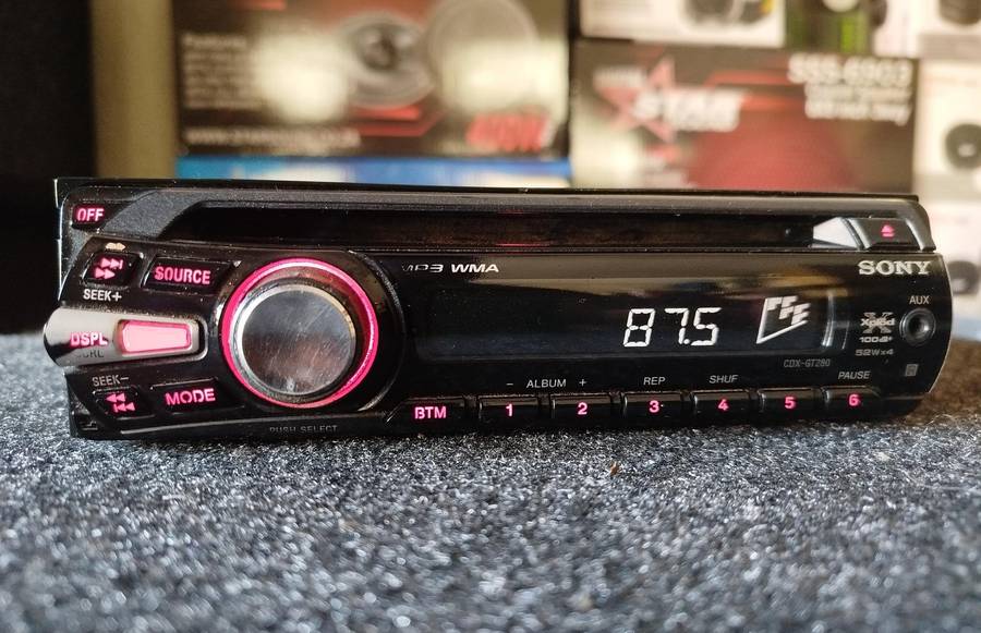 Sony Single Din Car Media Player with AUX/CD (CDX-GT280)