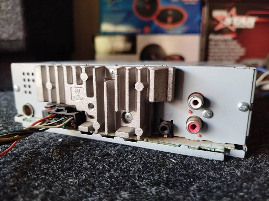 Pioneer Single Din Car Media Player with USB/AUX/CD (DEH-S1050UB)